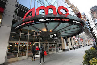 AMC Theatres and Zoom have announced Zoom Rooms at AMC in eight major markets around the country. Zoom Rooms at AMC enable companies with dispersed workforces and customer bases to bring people from different locations together at the same time for cohesive hybrid events and meeting experiences.