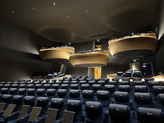 Ōma Cinema in Mougins, France, has installed Christie projection in the new facility. Inspired by traditional Italian-style opera house balconies – and resembling a futuristic sci-fi layout – Ōma Cinema features innovative architecture, utilizing circular seating pods as part of a premium auditorium concept to improve viewing. Christie partner Cinewest chose the CP4435-RGB laser projector to deliver advanced Digital Cinema Initiative compliant cinema projection, paired with a custom 7.1 sound system.