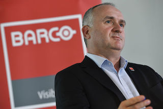 Barco CEO Jan De Witte has resigned, effective September 1. He will be replaced by Charles Beauduin and An Steegen, who will serve as co-CEOs. They will start respectively on September 1 and October 1.